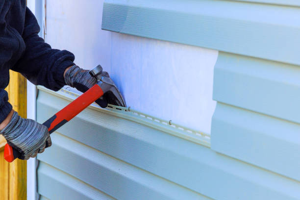 Trusted Emergency Siding Repair service in Austin, IN - Creative Siding